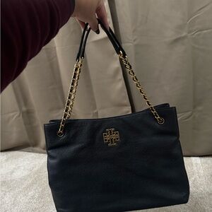 Tory Burch Black Leather Shoulder Bag with Gold Chain